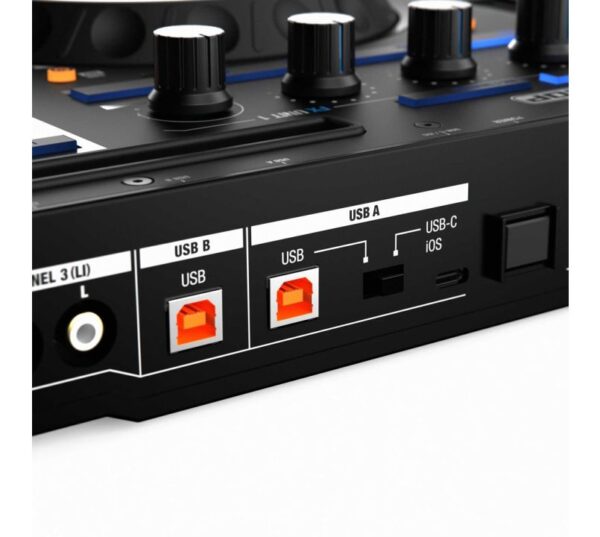Reloop Mixon 8 Pro 4-channel Hybrid DJ Controller
