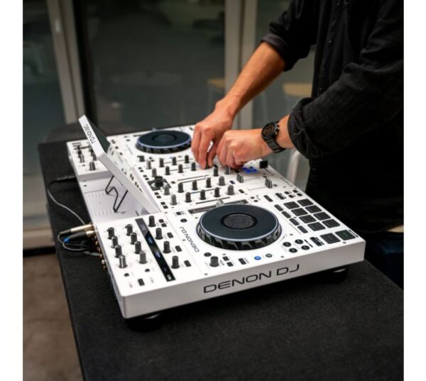 Denon DJ Prime 4+ DJ System Ltd Edition White